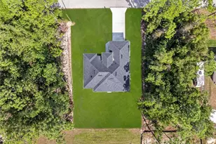 2805 11th St W, Lehigh Acres, FL 33971 - Photo 3