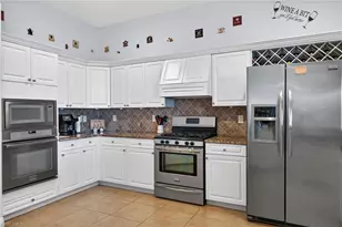 3815 Surfside Blvd, Cape Coral, FL 33914 - Photo 9