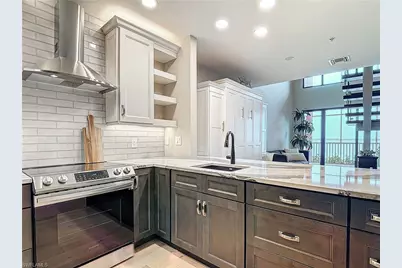 2745 1st St #111, Fort Myers, FL 33916 - Photo 5