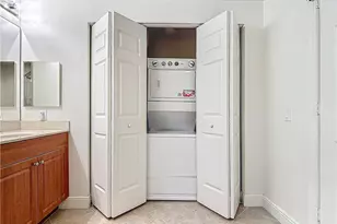 2745 1st St, Fort Myers, FL 33916 - Photo 27