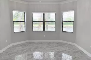 4129 Amelia Wy, Naples, FL 34119 - Photo 9