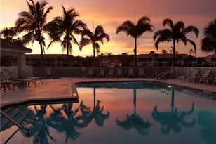 10115 Colonial Country Club Blvd, Fort Myers, FL 33913 - Photo 9