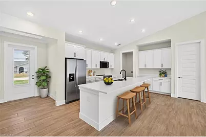 817 SW 6th Ave, Cape Coral, FL 33991 - Photo 5