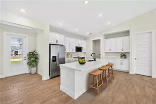 817 SW 6th Ave, Cape Coral, FL 33991 - Photo 5