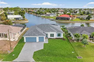 817 SW 6th Ave, Cape Coral, FL 33991 - Photo 9