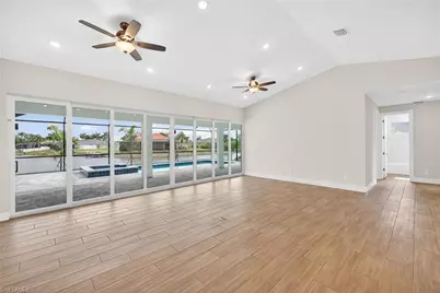 817 SW 6th Ave, Cape Coral, FL 33991 - Photo 11