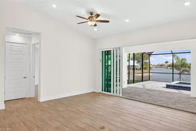 817 SW 6th Ave, Cape Coral, FL 33991 - Photo 15