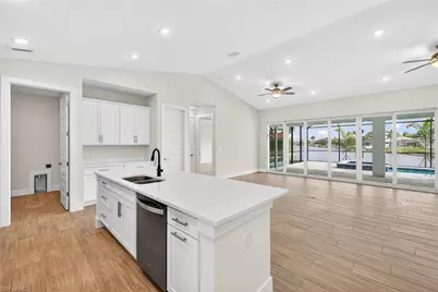 817 SW 6th Ave, Cape Coral, FL 33991 - Photo 19