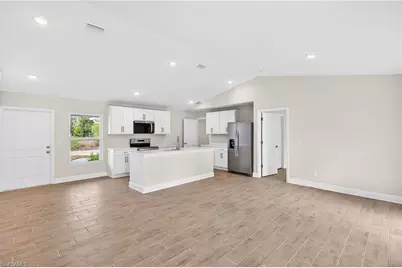 1912 NW 17th St, Cape Coral, FL 33993 - Photo 11