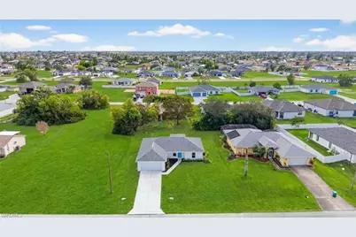 1912 NW 17th St, Cape Coral, FL 33993 - Photo 21