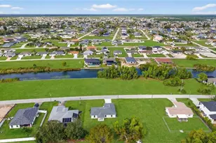 1912 NW 17th St, Cape Coral, FL 33993 - Photo 23