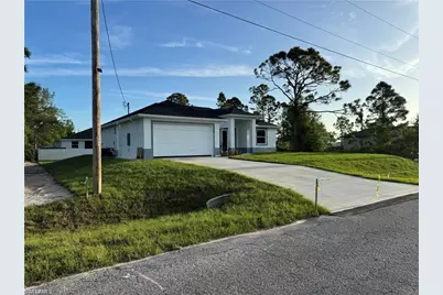 2906 18th St SW, Lehigh Acres, FL 33976 - Photo 3