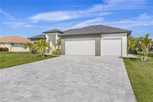 1801 SW 28th Ln, Cape Coral, FL 33914 - Photo 3