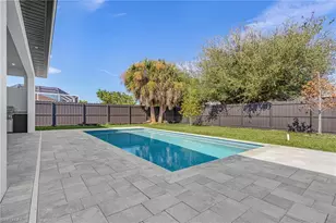 1801 SW 28th Ln, Cape Coral, FL 33914 - Photo 23