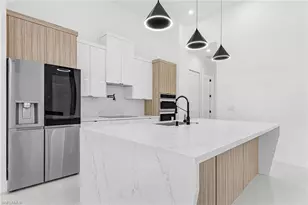 1801 SW 28th Ln, Cape Coral, FL 33914 - Photo 11