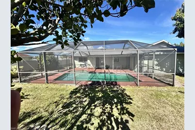 908 SE 19th St, Cape Coral, FL 33990 - Photo 5