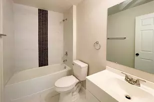 507 NE 7th Ave, Cape Coral, FL 33909 - Photo 9