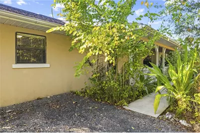 571 2nd St SE, Naples, FL 34117 - Photo 29