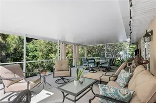 571 2nd St SE, Naples, FL 34117 - Photo 23