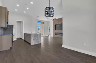 3025 NW 41st Pl, Cape Coral, FL 33993 - Photo 9