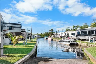 5558 Palm Beach Blvd #35, Fort Myers, FL 33905 - Photo 37