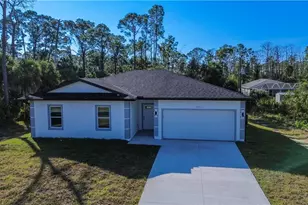 18141 E Wintergarden Ave, Port Charlotte, FL 33948 - Photo 3