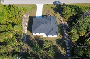 18141 E Wintergarden Ave, Port Charlotte, FL 33948 - Photo 7