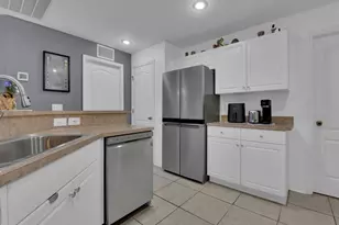 2609 NE 5th Ave, Cape Coral, FL 33909 - Photo 5