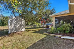 2609 NE 5th Ave, Cape Coral, FL 33909 - Photo 23