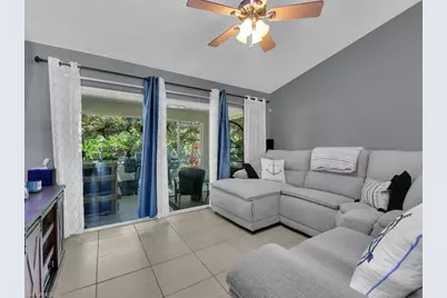2609 NE 5th Ave, Cape Coral, FL 33909 - Photo 3