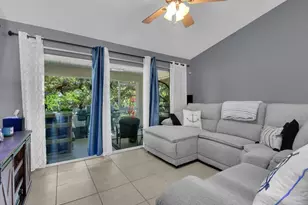 2609 NE 5th Ave, Cape Coral, FL 33909 - Photo 3