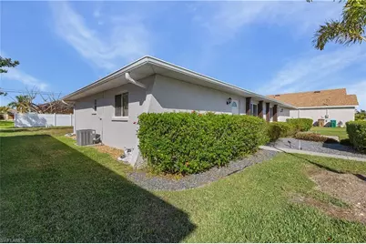 4012/4014 SW 16th Pl, Cape Coral, FL 33914 - Photo 39