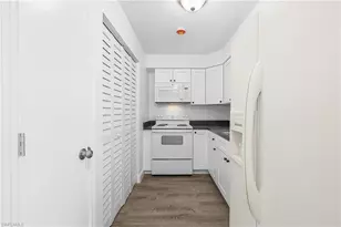 4012/4014 SW 16th Pl, Cape Coral, FL 33914 - Photo 31