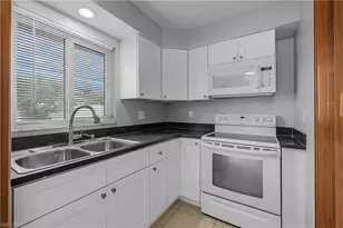 4012/4014 SW 16th Pl, Cape Coral, FL 33914 - Photo 17