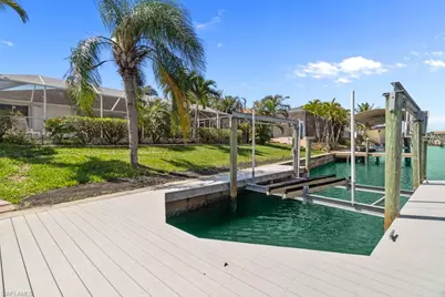 1429 SW 50th St, Cape Coral, FL 33914 - Photo 7