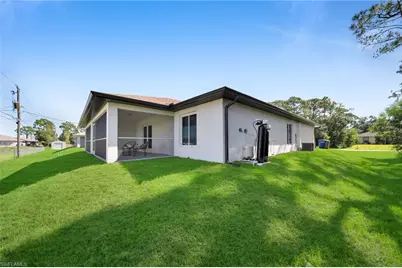 901A Albany Ave, Lehigh Acres, FL 33971 - Photo 25