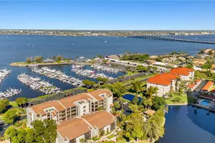 4665 S Landings Dr, Fort Myers, FL 33919 - Photo 37