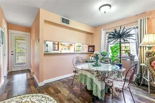 13532 Siesta Pines Ct, Fort Myers, FL 33908 - Photo 5