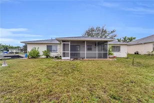 14 SW 33rd Ave, Cape Coral, FL 33991 - Photo 23