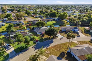 113 E Lake Dr, Lehigh Acres, FL 33936 - Photo 7