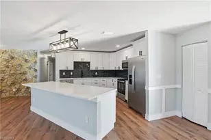 113 E Lake Dr, Lehigh Acres, FL 33936 - Photo 17