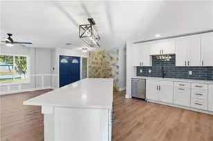 113 E Lake Dr, Lehigh Acres, FL 33936 - Photo 19