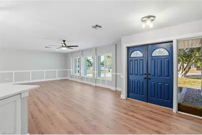 113 E Lake Dr, Lehigh Acres, FL 33936 - Photo 11