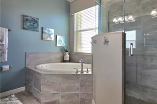 10273 Prato Dr, Fort Myers, FL 33913 - Photo 23