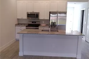 121 SE 13th St, Cape Coral, FL 33990 - Photo 3