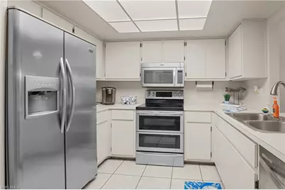 1005 SE 40th St #10, Cape Coral, FL 33904 - Photo 5
