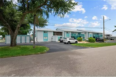 1005 SE 40th St #10, Cape Coral, FL 33904 - Photo 3