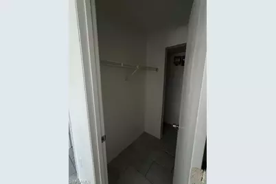 2700 Park Windsor Dr #707, Fort Myers, FL 33901 - Photo 9