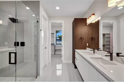 3210 SW 11th Pl, Cape Coral, FL 33914 - Photo 21