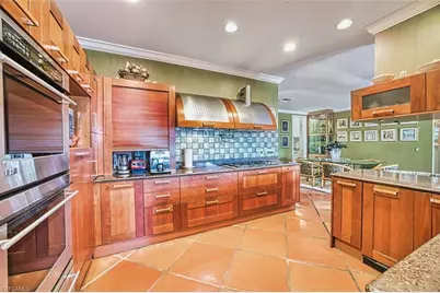 130 Montrose Dr, Fort Myers, FL 33919 - Photo 17